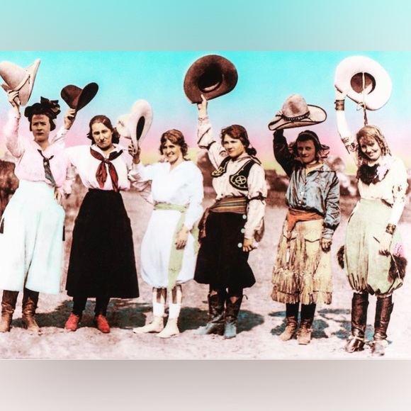 Meet your Posher, Jennamarie - Picture 15 of 15